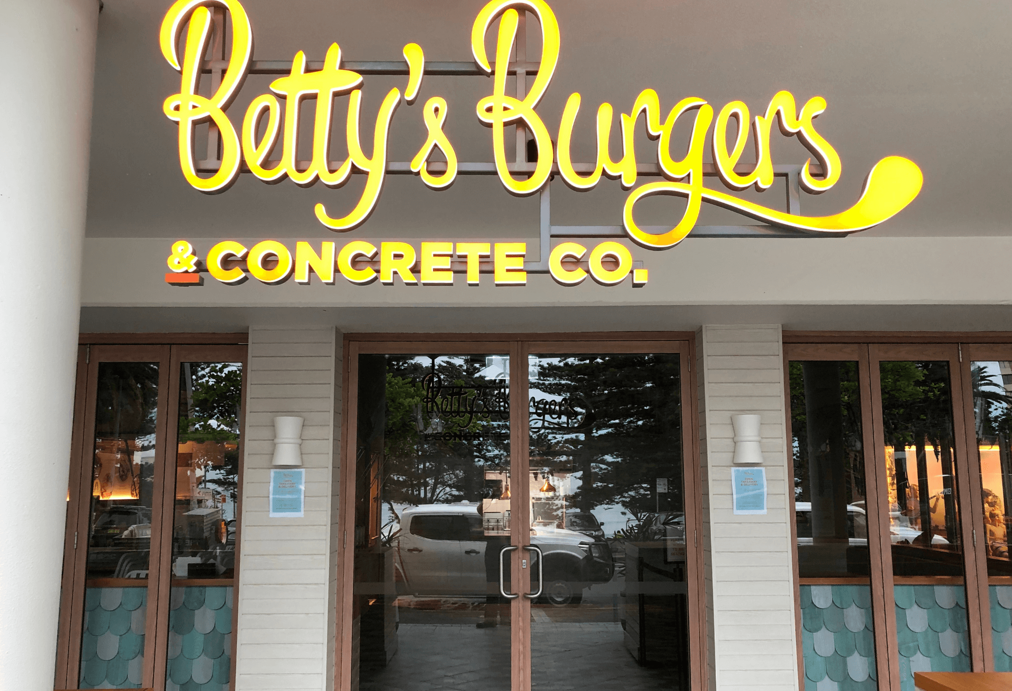 DecoClad-BettyBurgers-Cronulla-Gallery-3