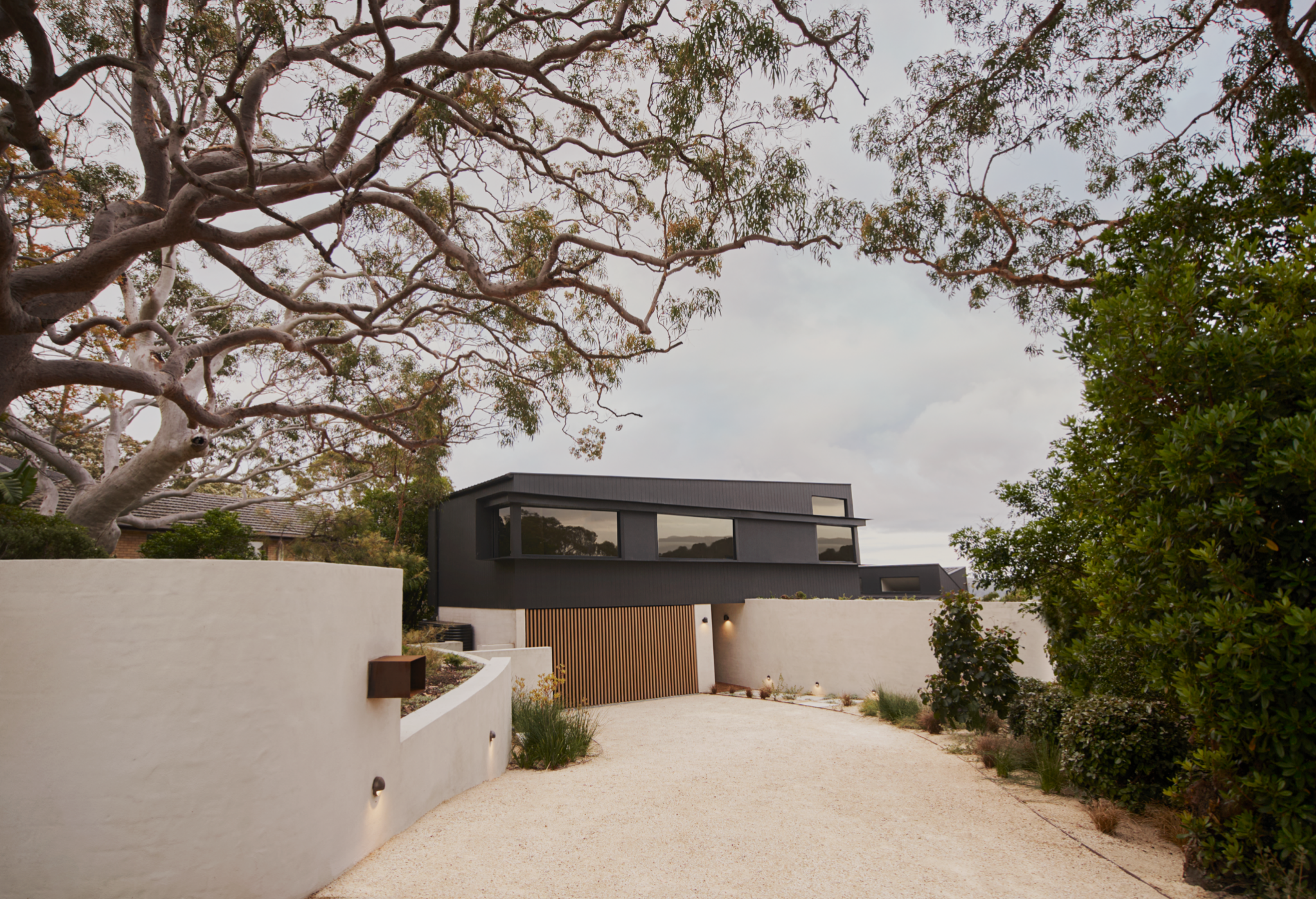 Aluminium Castellated Cladding: Costs & Profiles | DECO