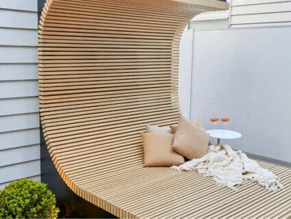 the block day bed with decobatten 25mm series battens