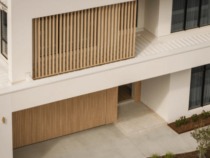 KingHomes_1180x800-ProjectProfile-FacadeDrone