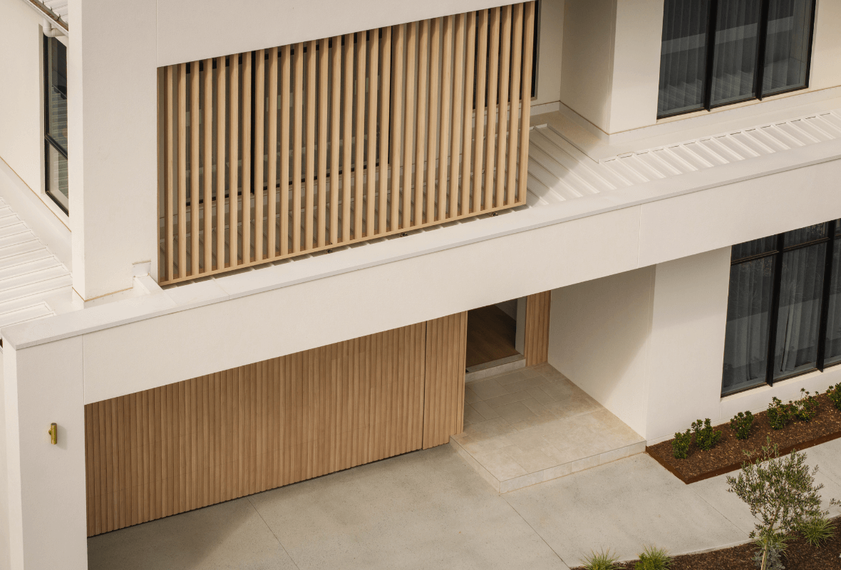 KingHomes_1180x800-ProjectProfile-FacadeDrone